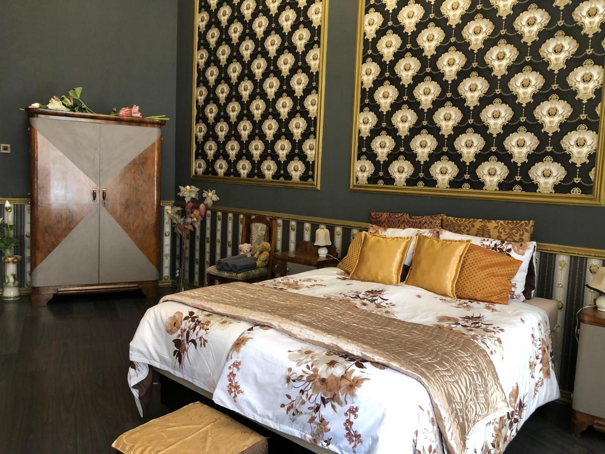 Secession Luxury Apartment — Photos 2